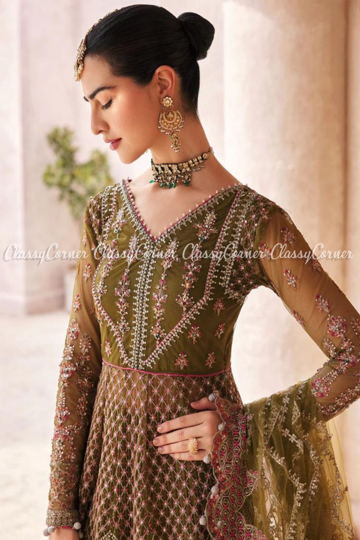 pakistani wedding outfits for sister of the bride