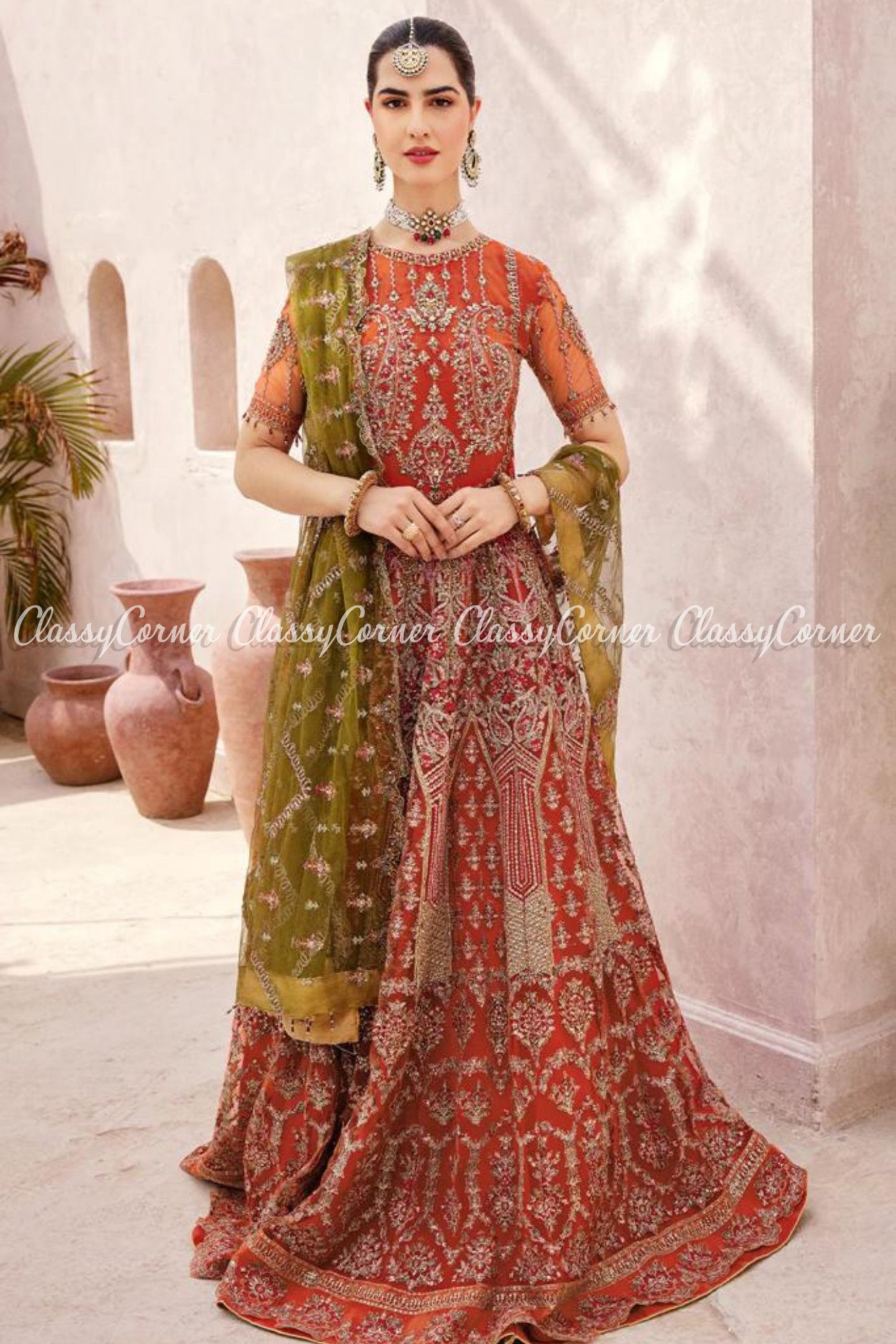 pakistani ladies wedding outfits