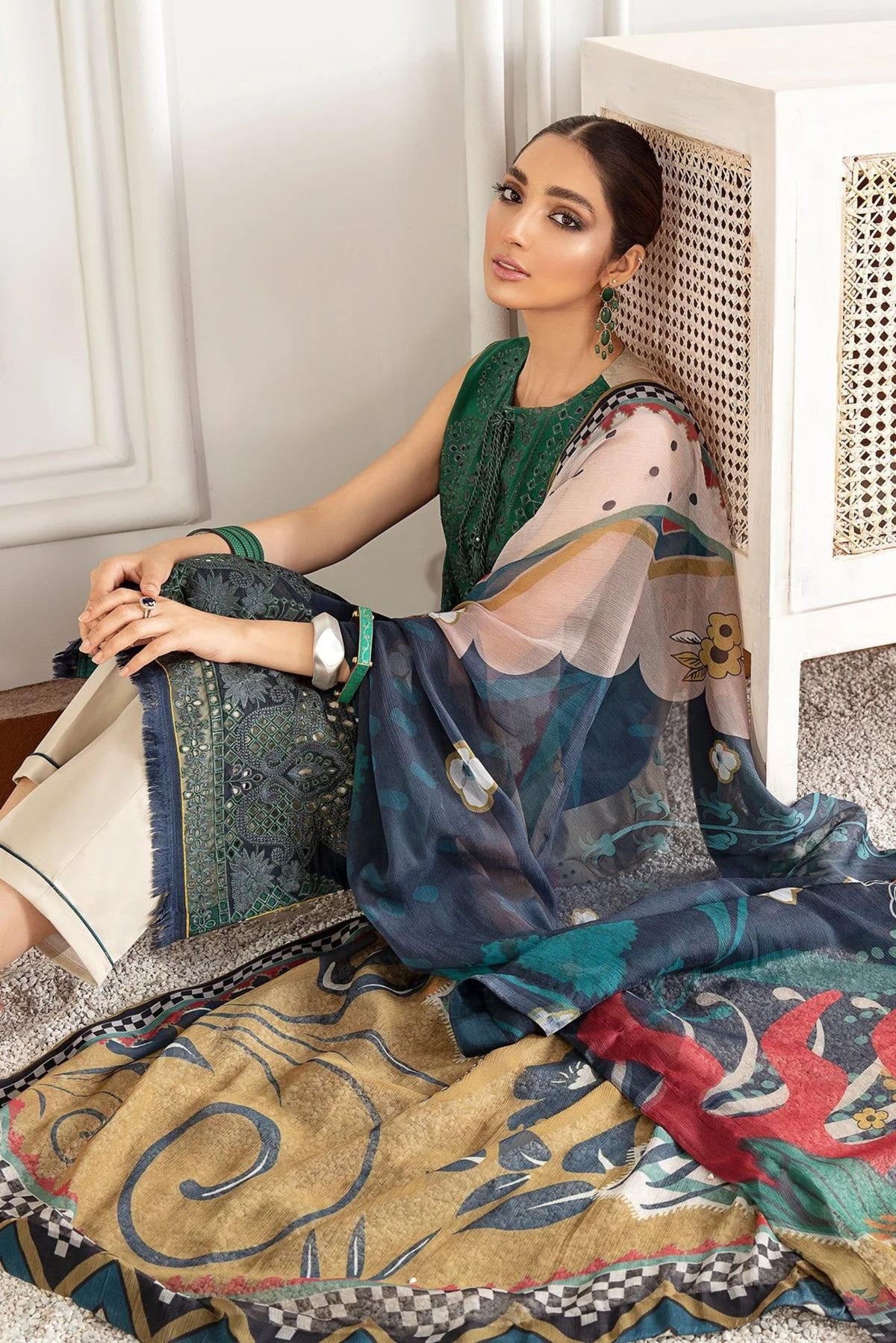 Women&#39;s Semi Formal Wear For Pakistani Events