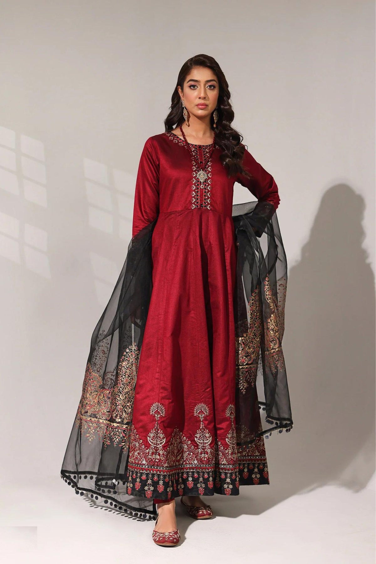 wedding guest outfits pakistani