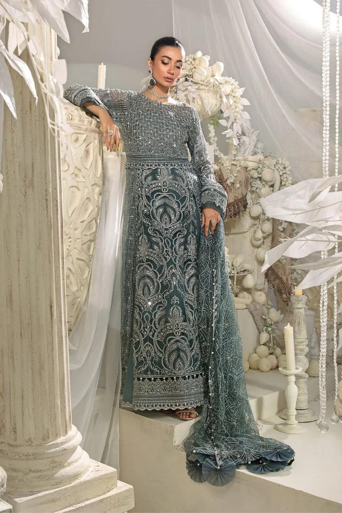 Designer Pakistani Outfits Online