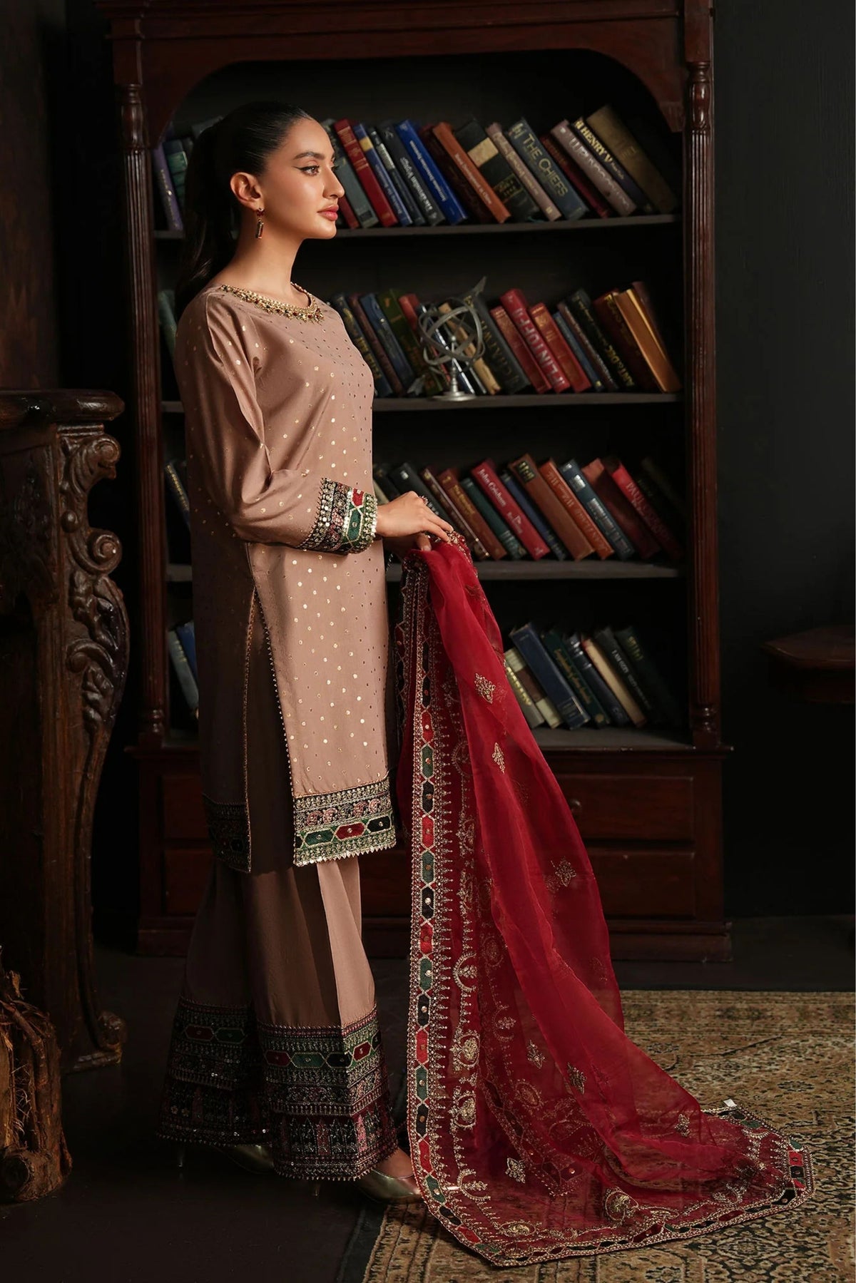 Pakistani Party Wear Dresses Online