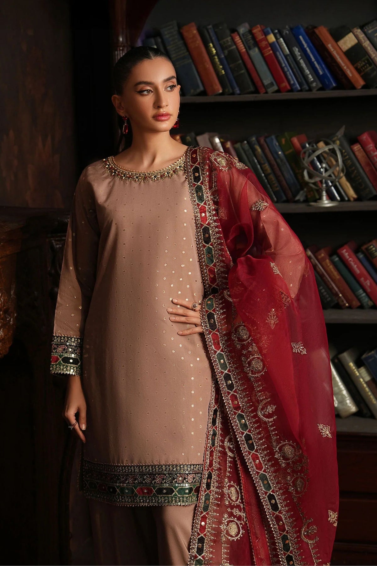 Pakistani Party Wear Dresses Online