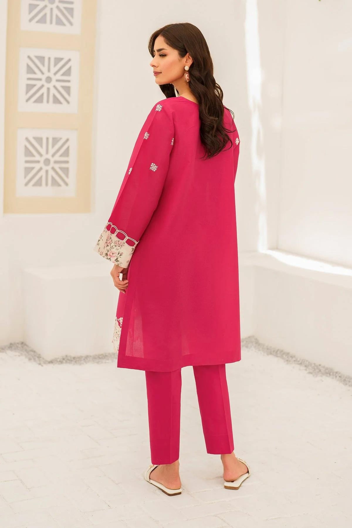 Women Lawn Suits UK