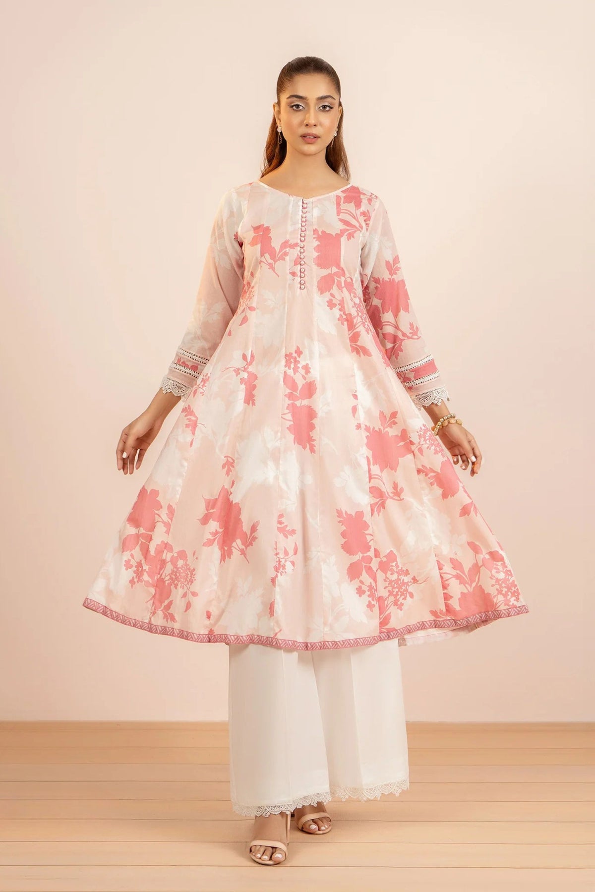 Pakistani Readymade Outfits Online