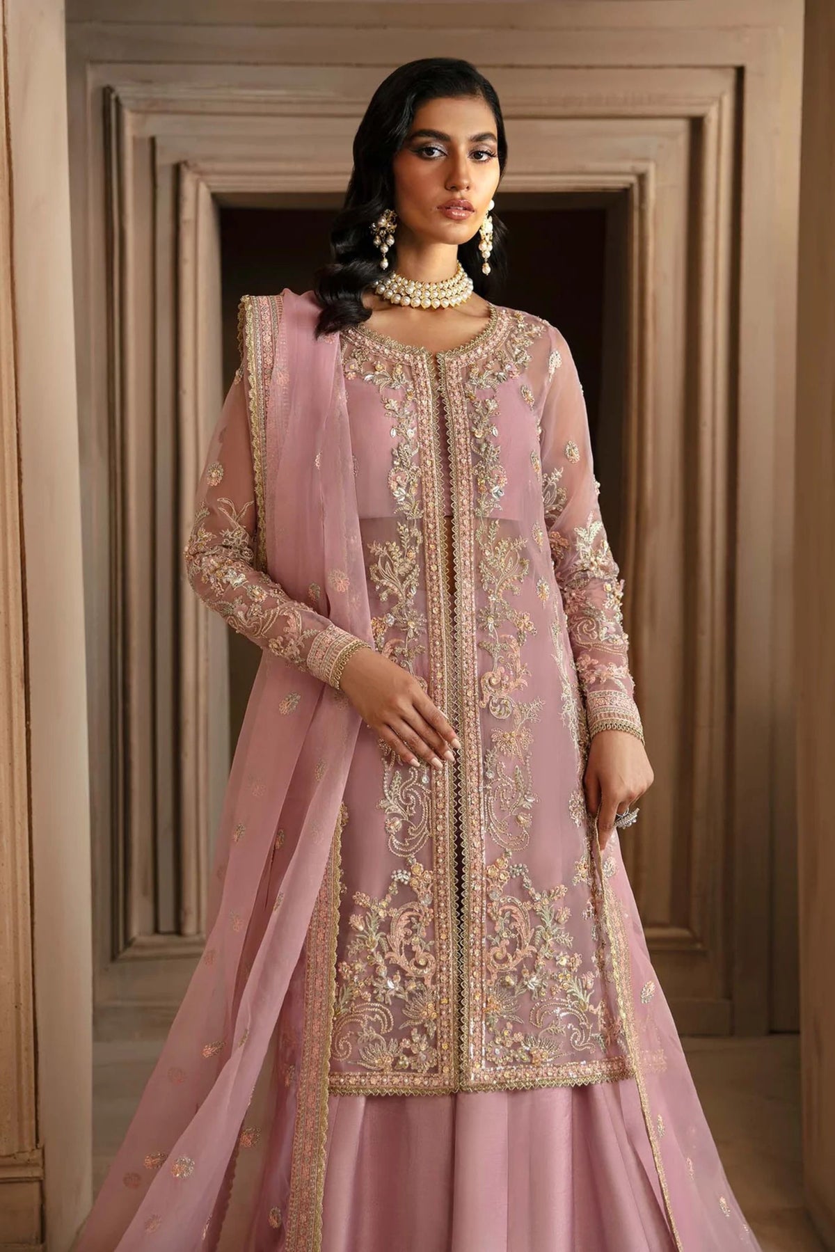 Women&#39;s Pakistani Wedding Outfits