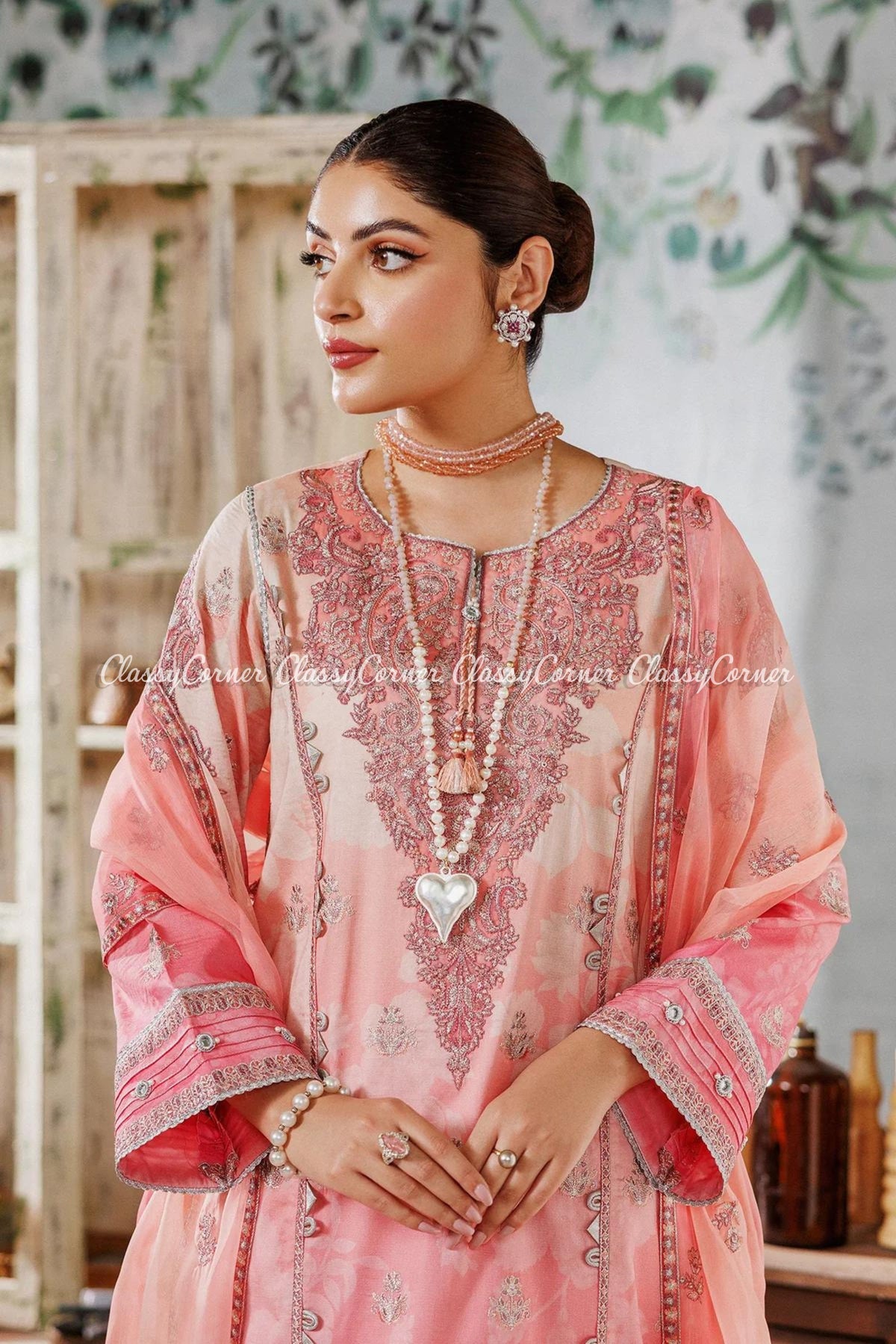 Pakistani shade dresses for ladies