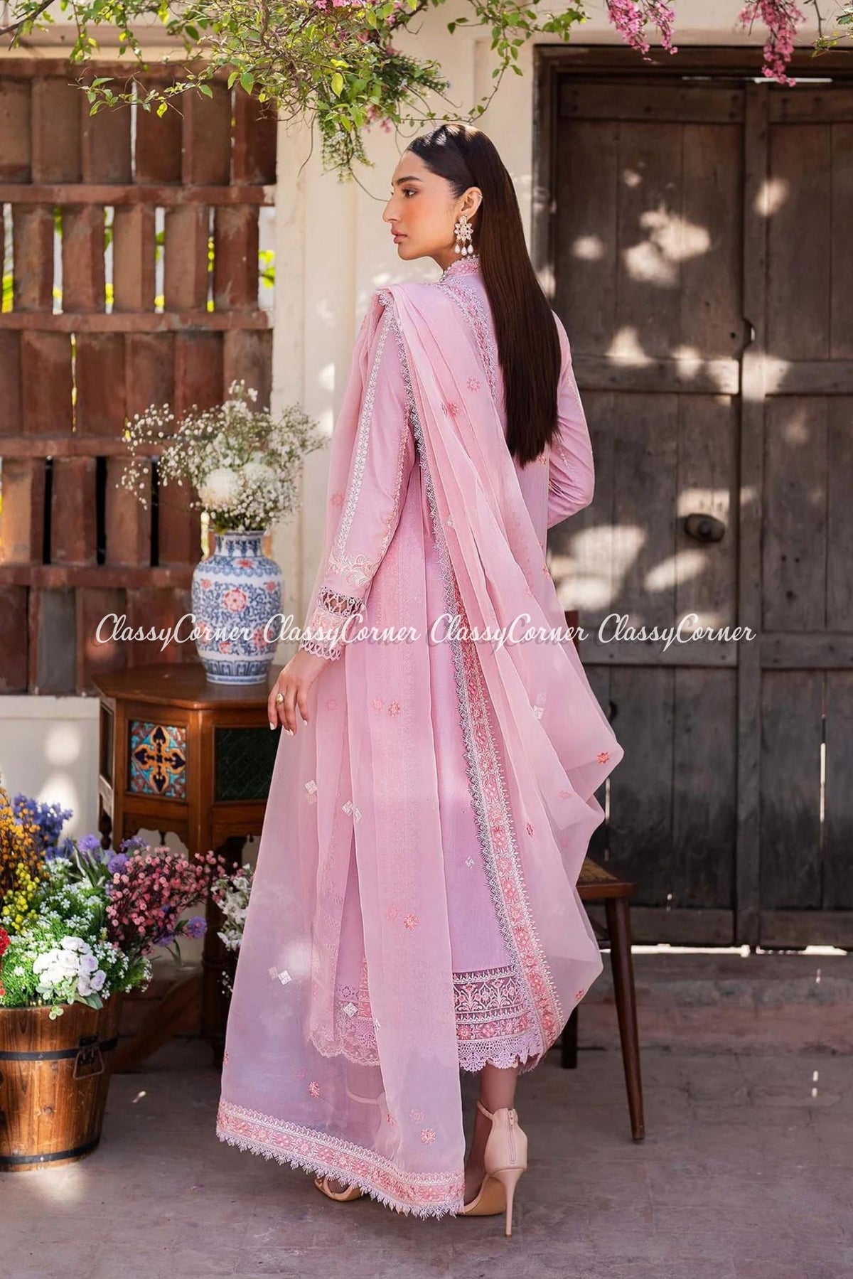 Pink Lawn Embroidered Pakistani Salwar Kameez