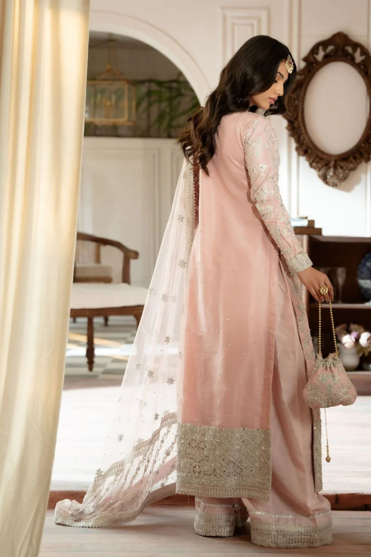 Pakistani Wedding Suits For Women