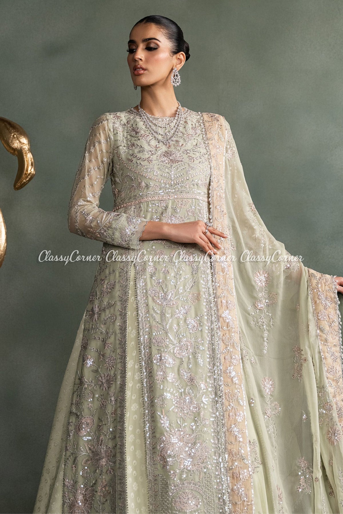 pakistani lehenga for wedding