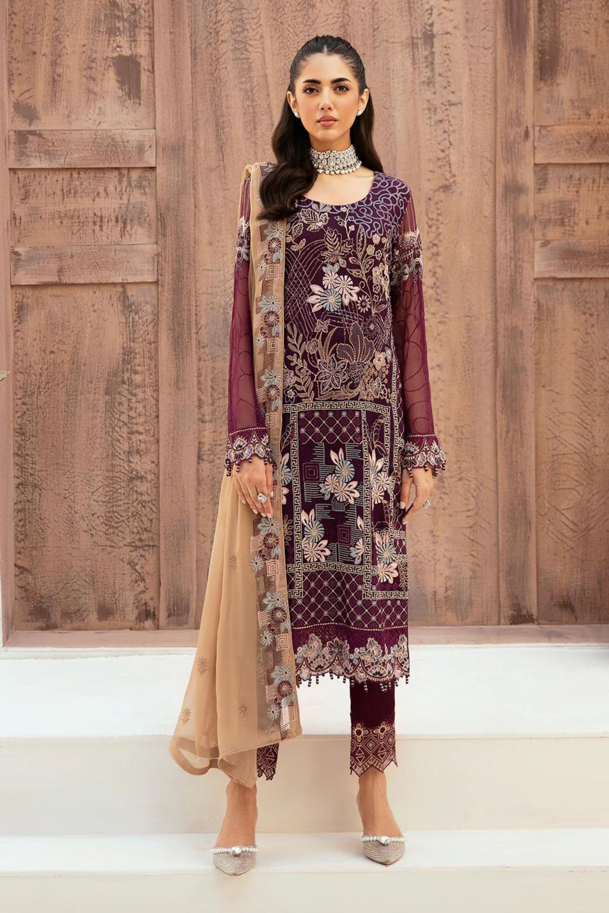 guest outfits to attend pakistani wedding