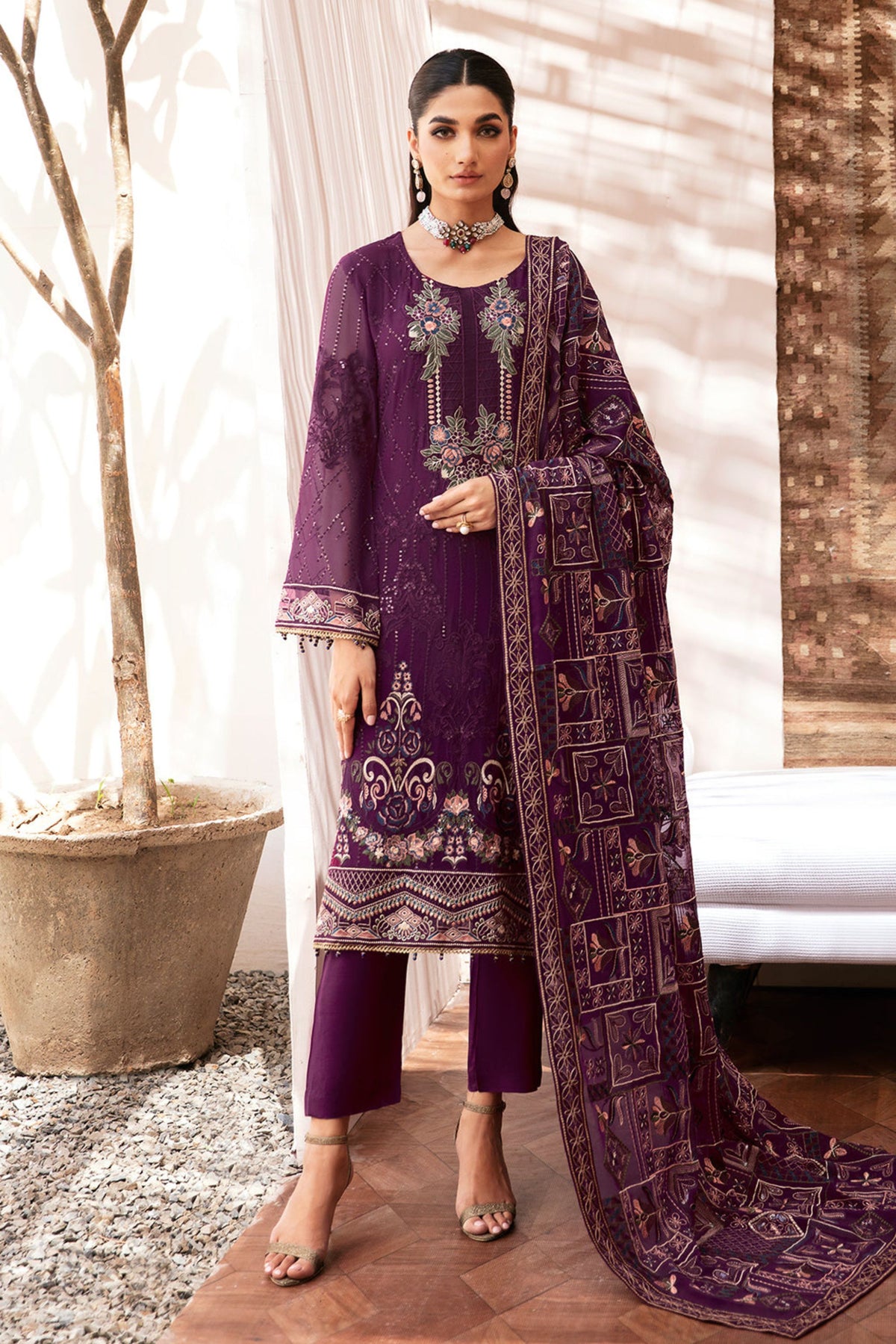 Women&#39;s Formal Wear For Pakistani Wedding 