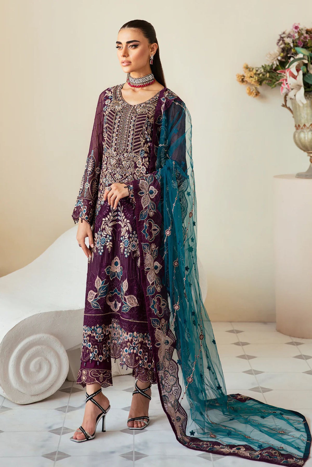 Fancy Suits For Pakistani Wedding 