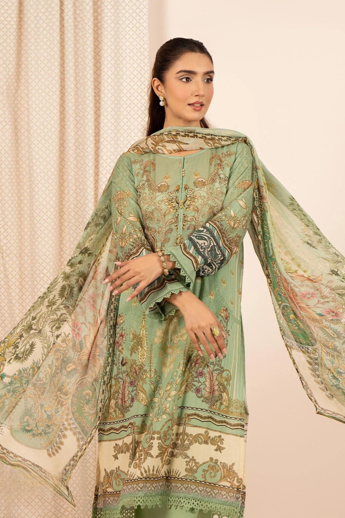 Formal Pakistani Suits For Ladies In Sydney