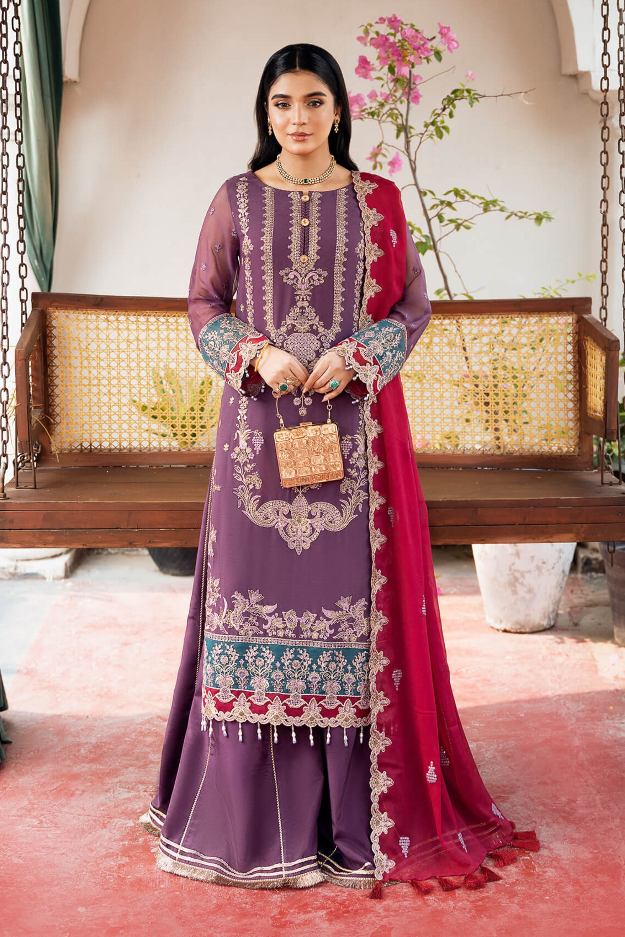 Pakistani Party Wear Suits For Weddings