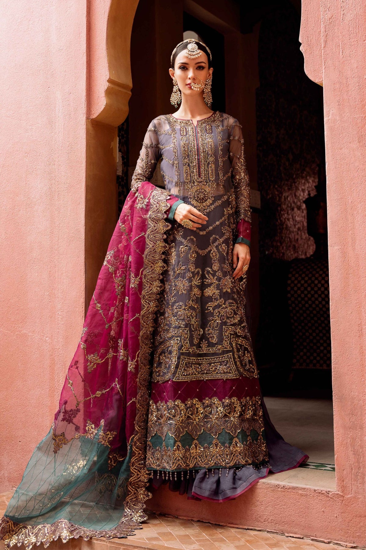 Pakistani Wedding Women Outfits