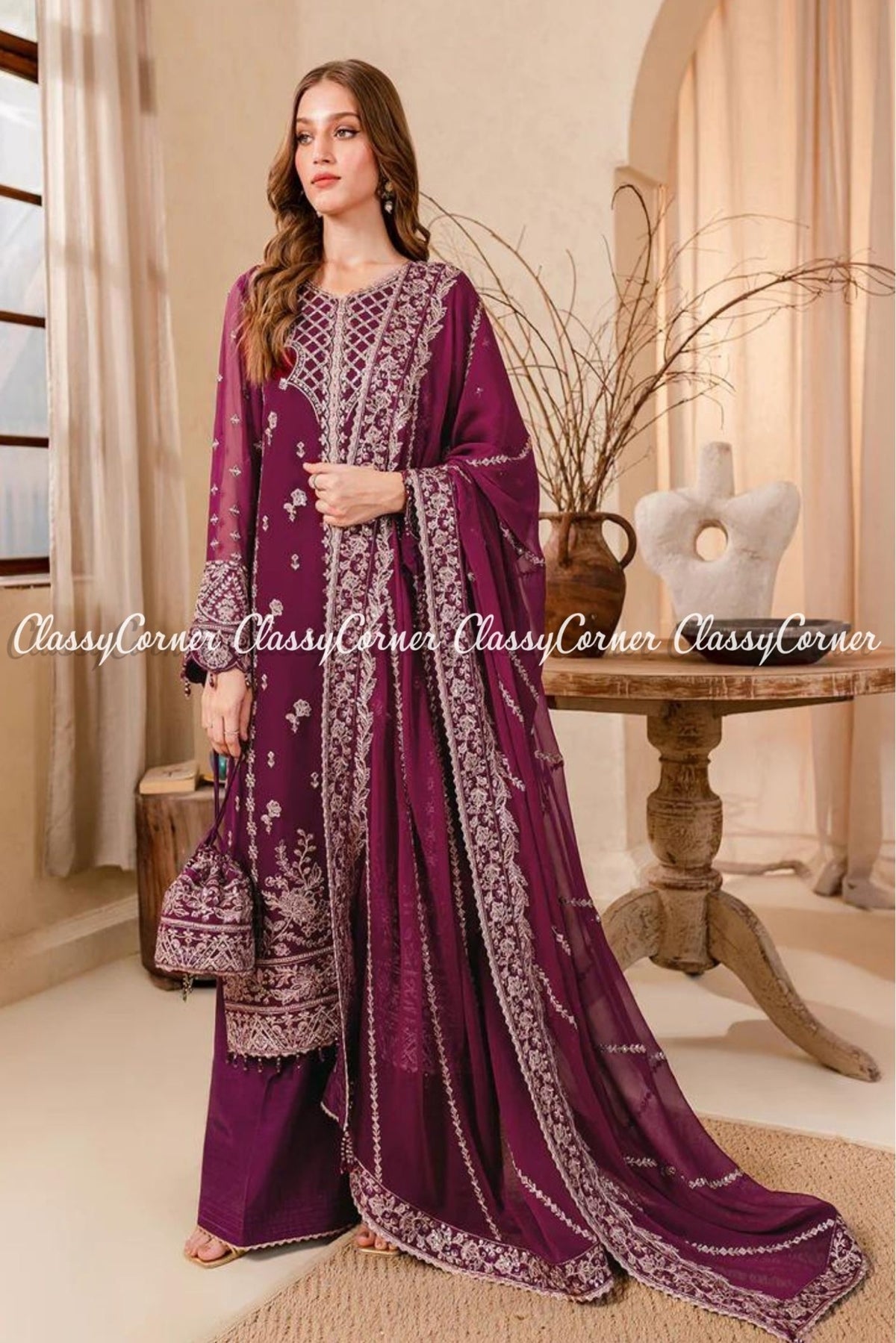 Latest Pakistani Wedding Outfits