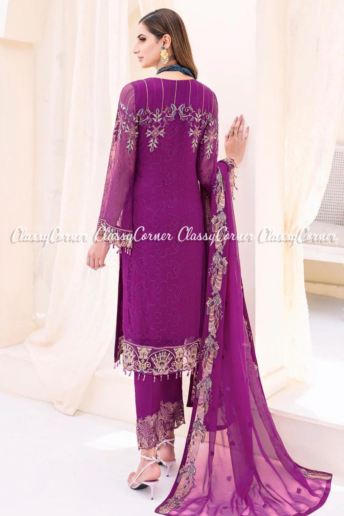 pakistani wedding party outfits