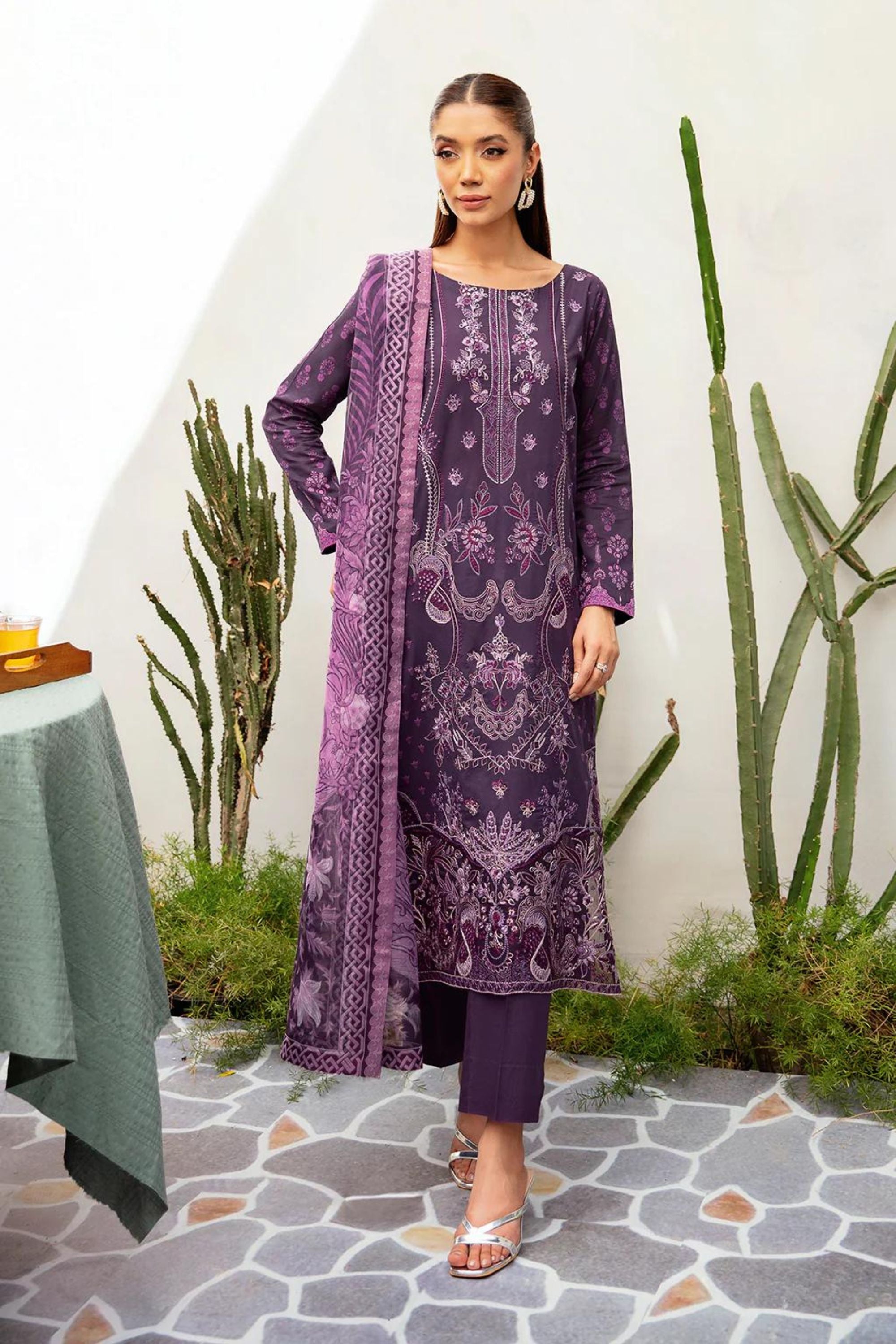 Pakistani Formal Clothes For Females In Sydney