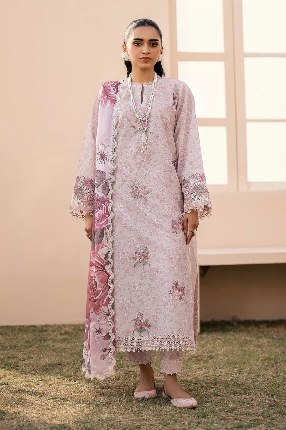 Formal Pakistani Lawn Suits For Ladies