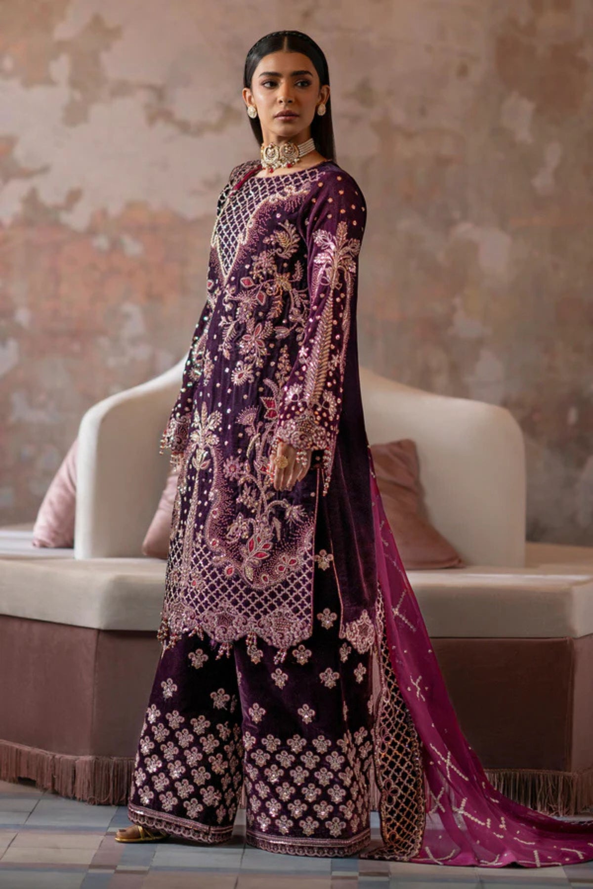 Latest Pakistani Wedding Outfits 