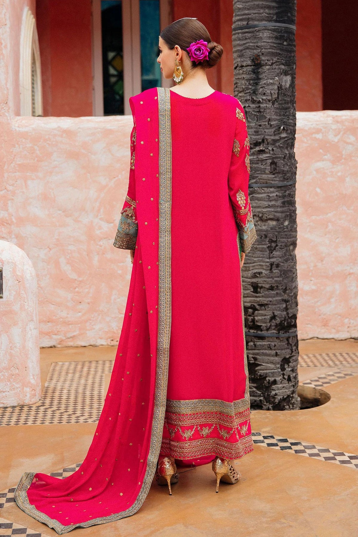 Pakistani Wedding Suits For Women