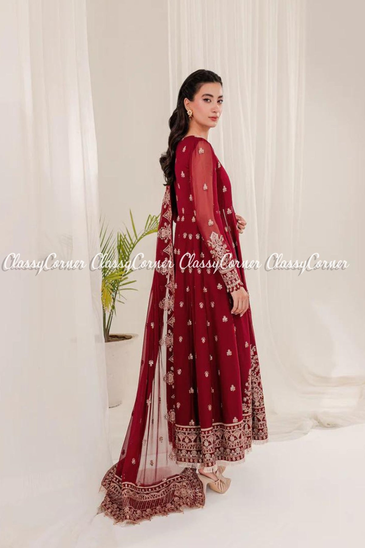 pakistani wedding party outfits