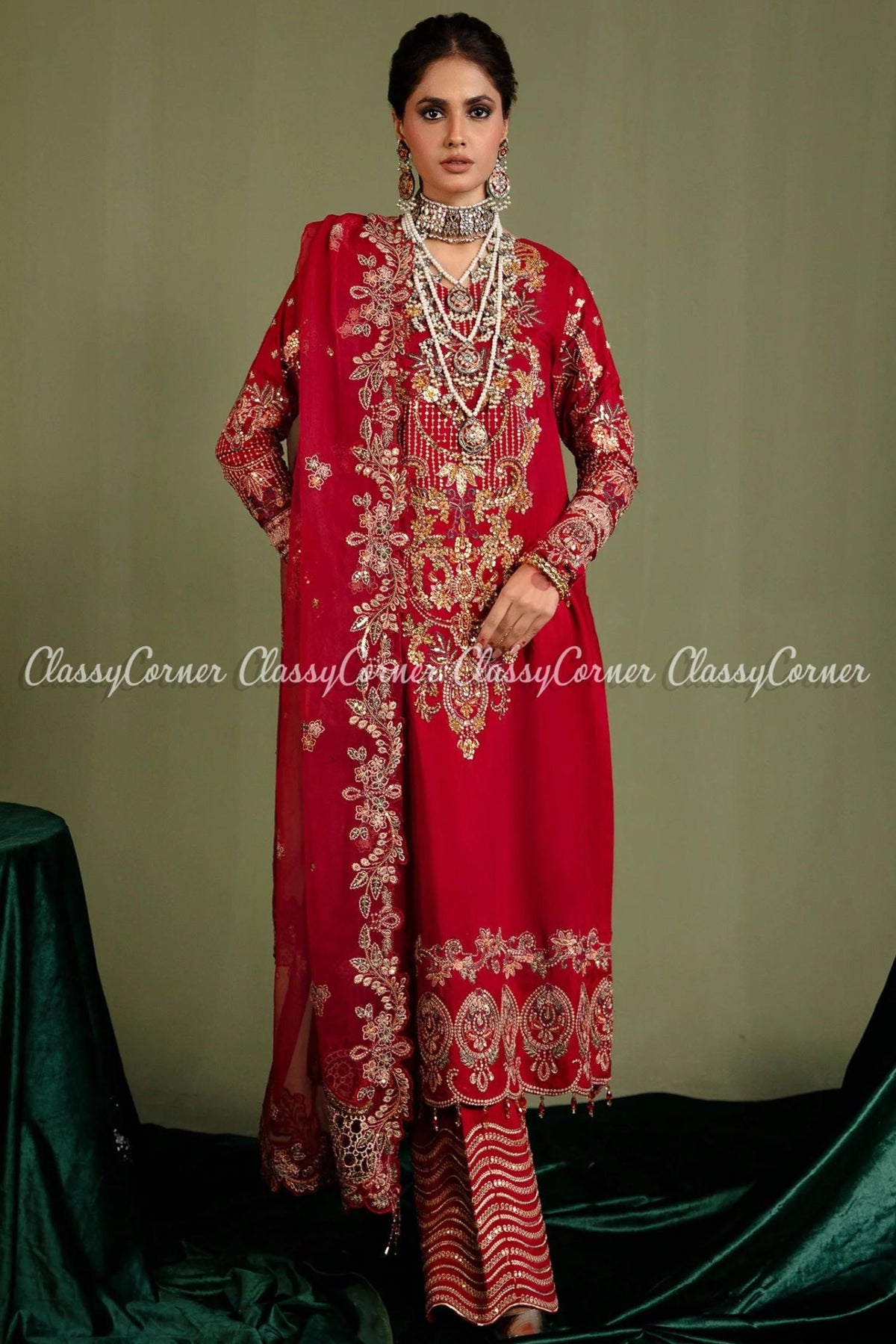 Pakistani Wedding Outfits For Women