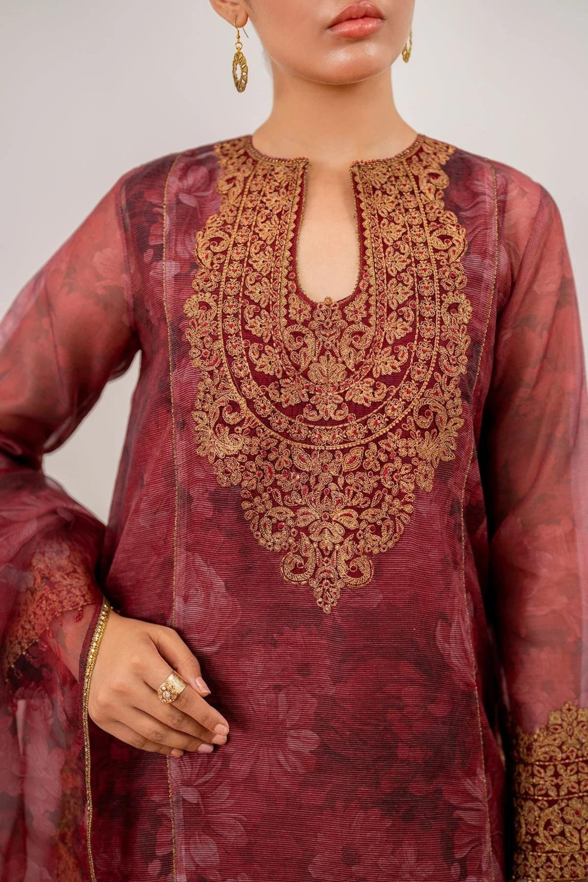 Formal Suits For Pakistani Wedding Function