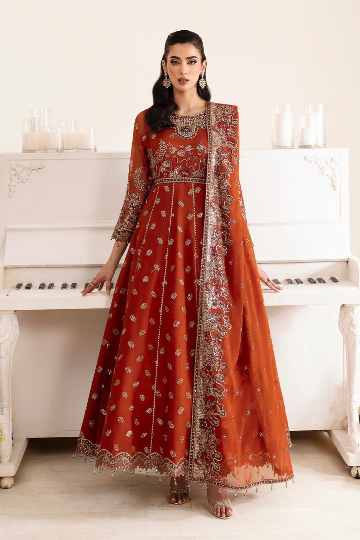 Pakistani Formal Gown For Wedding