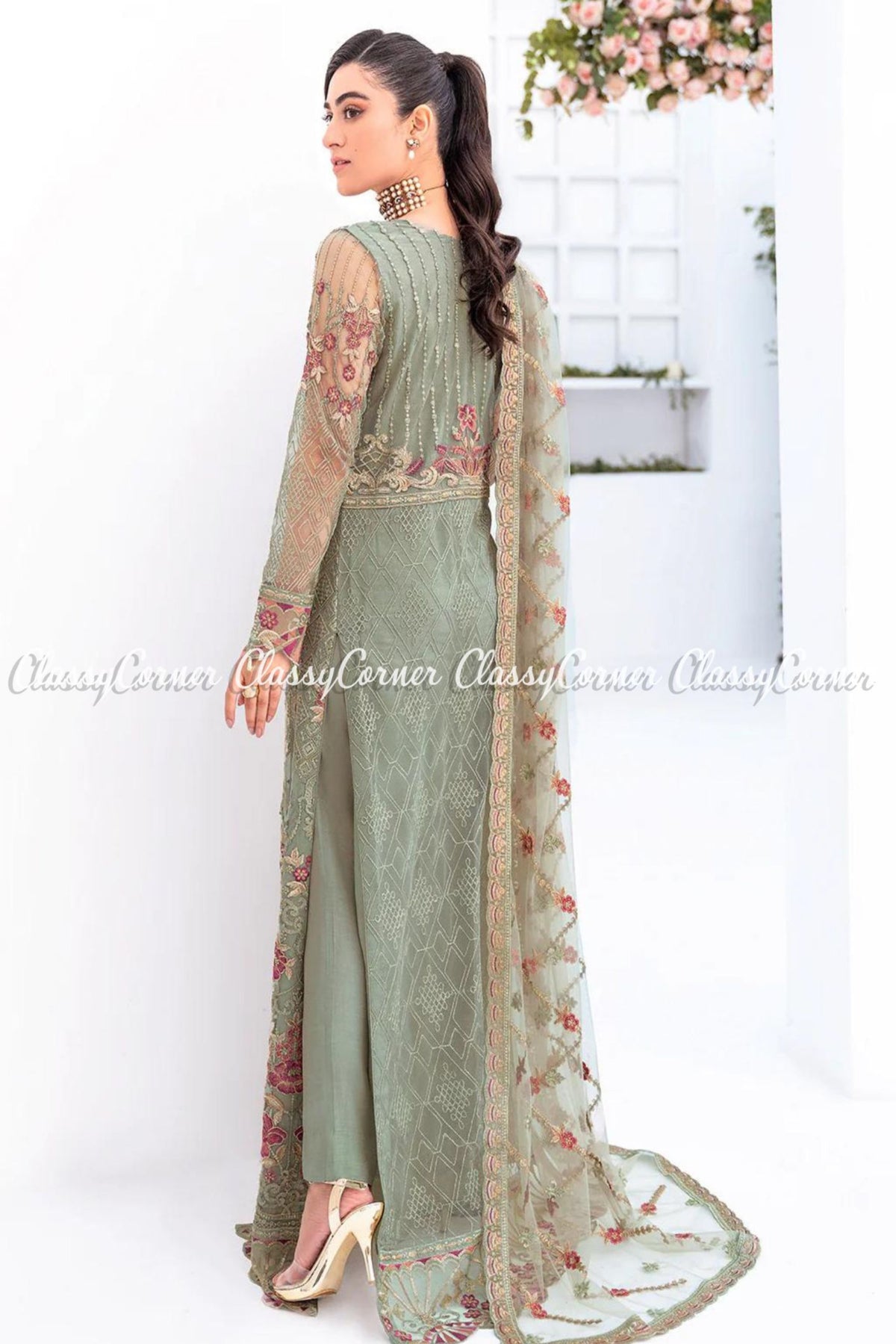 Pakistani wedding outfits for women Australia