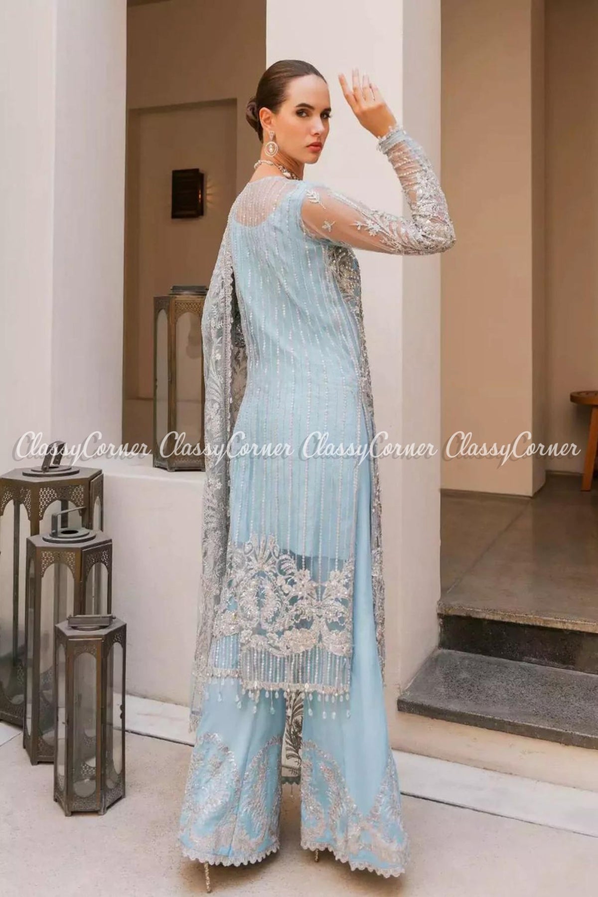 pakistani ladies wedding outfits