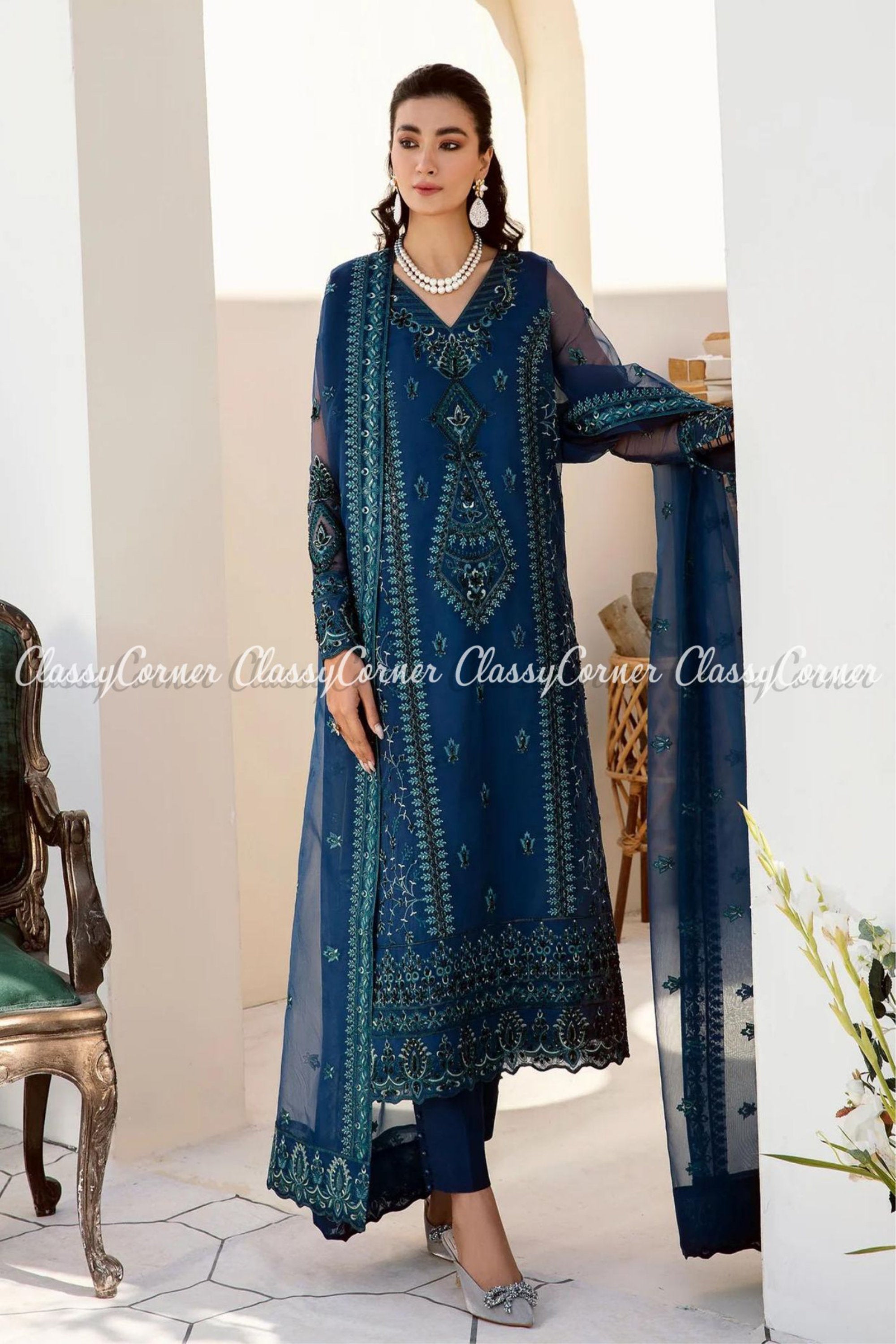 Pakistani wedding clothes for females