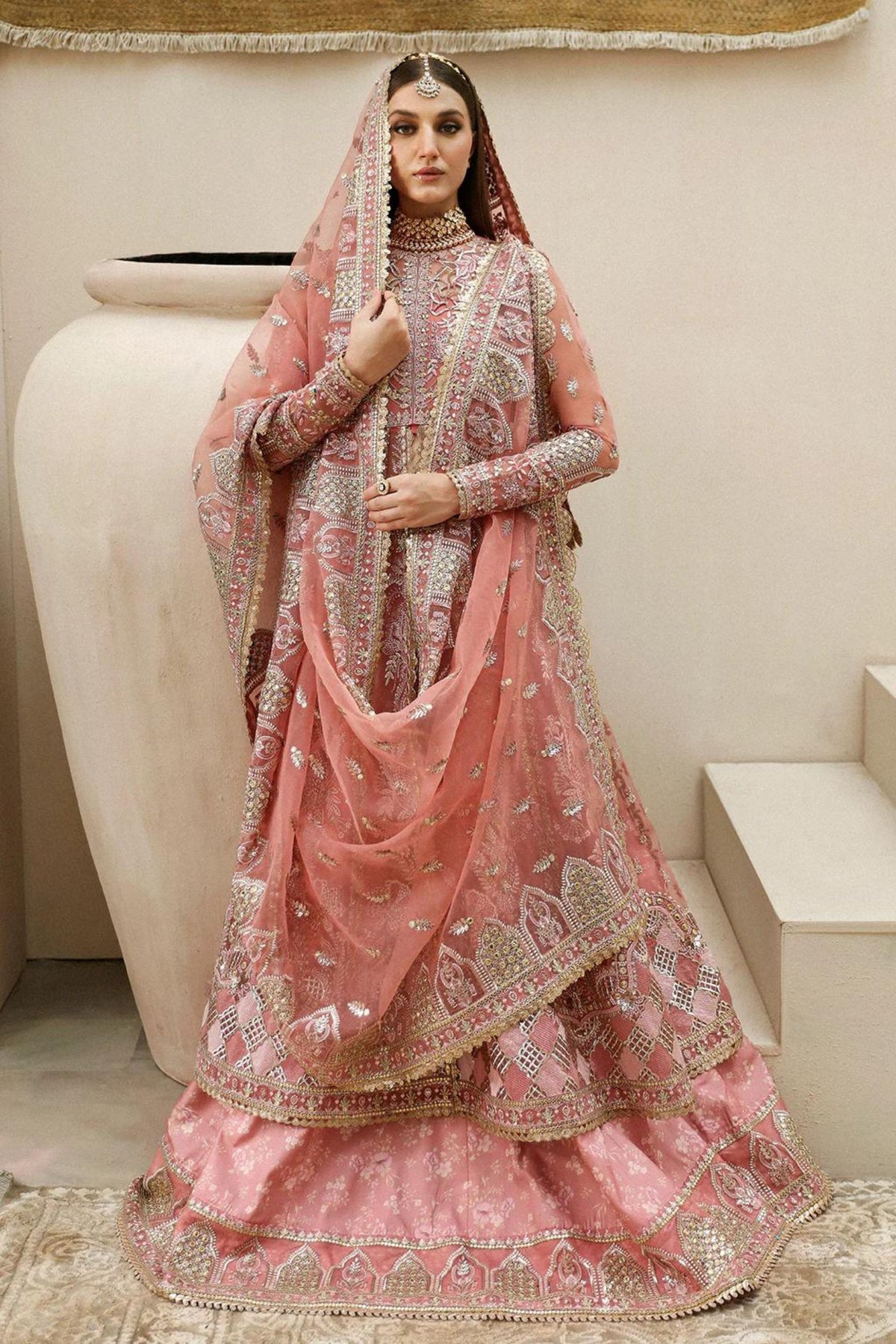 Pakistani Wedding Gowns In UK