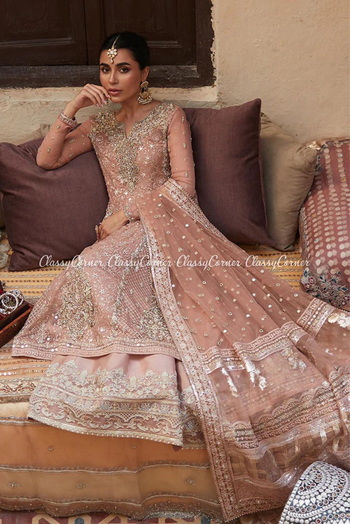 Traditional Pakistani wedding dresses