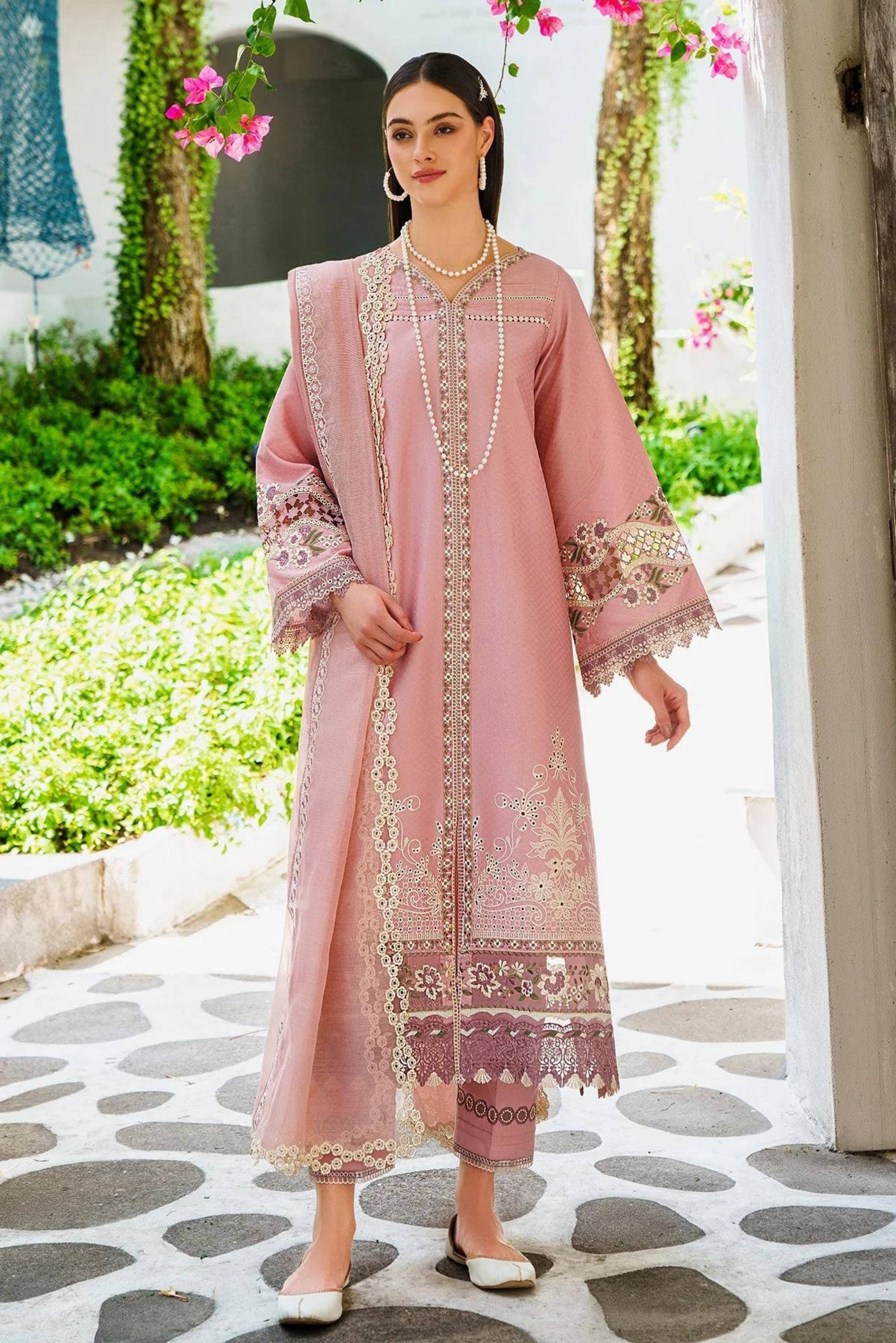 places to buy women's pakistani formal outfits | classy corner