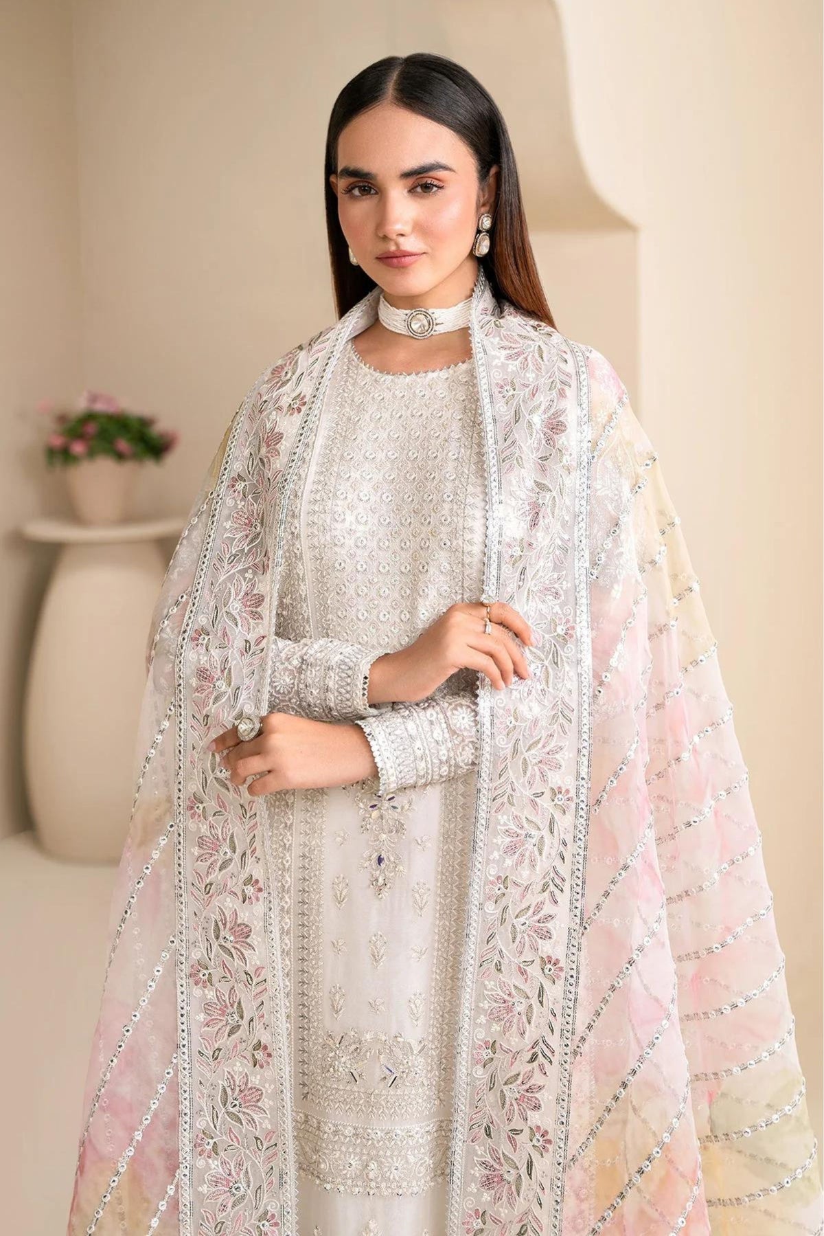 Pakistani Party Wear Salwar Kameez