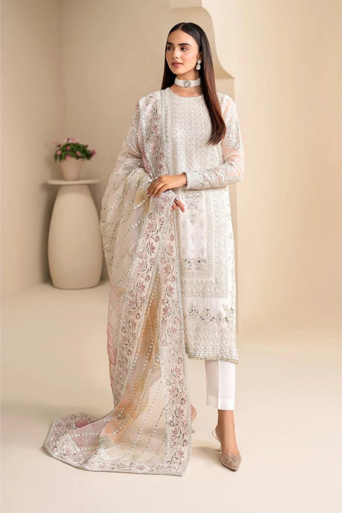 Pakistani Party Wear Salwar Kameez