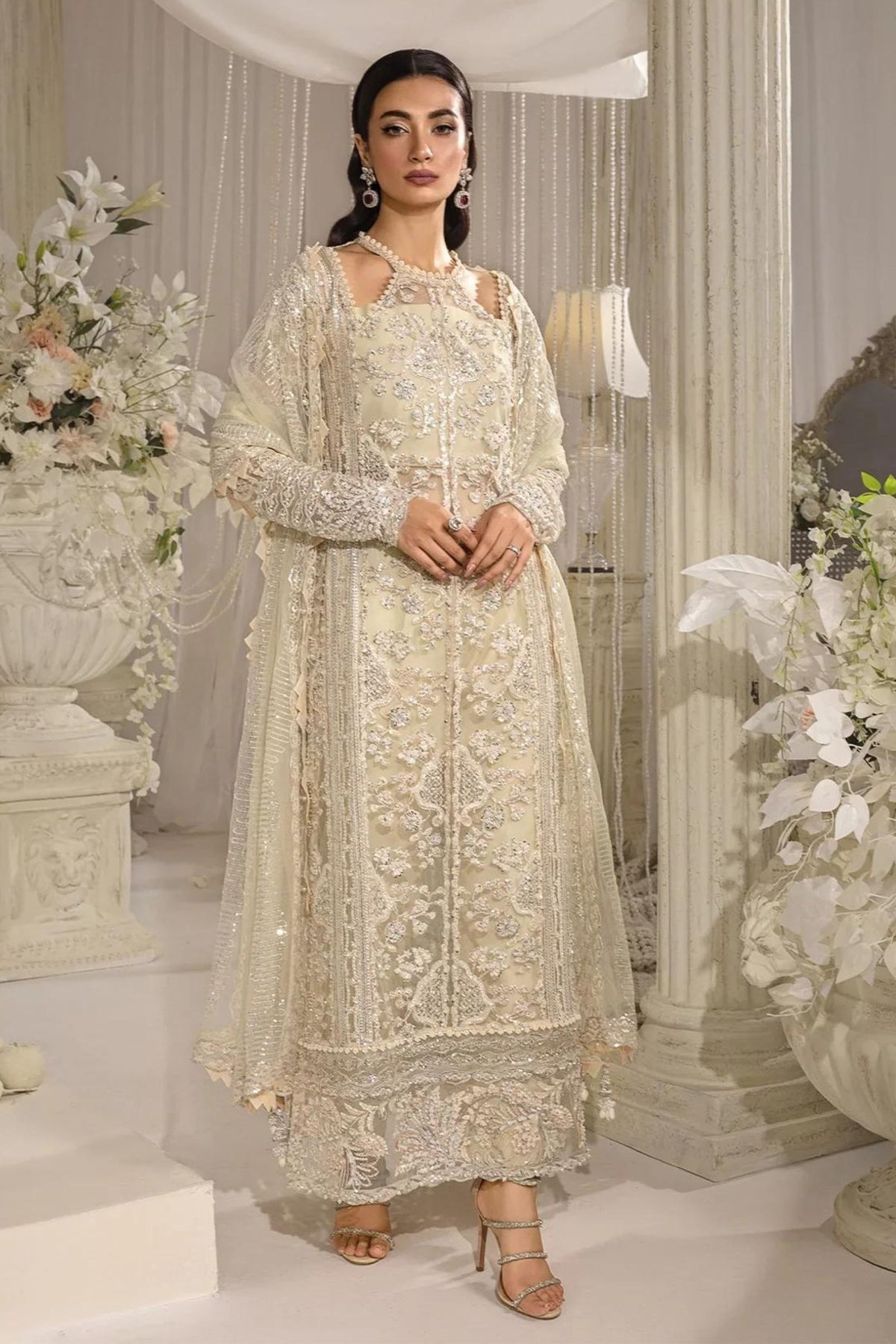 wedding wear pakistani outfits