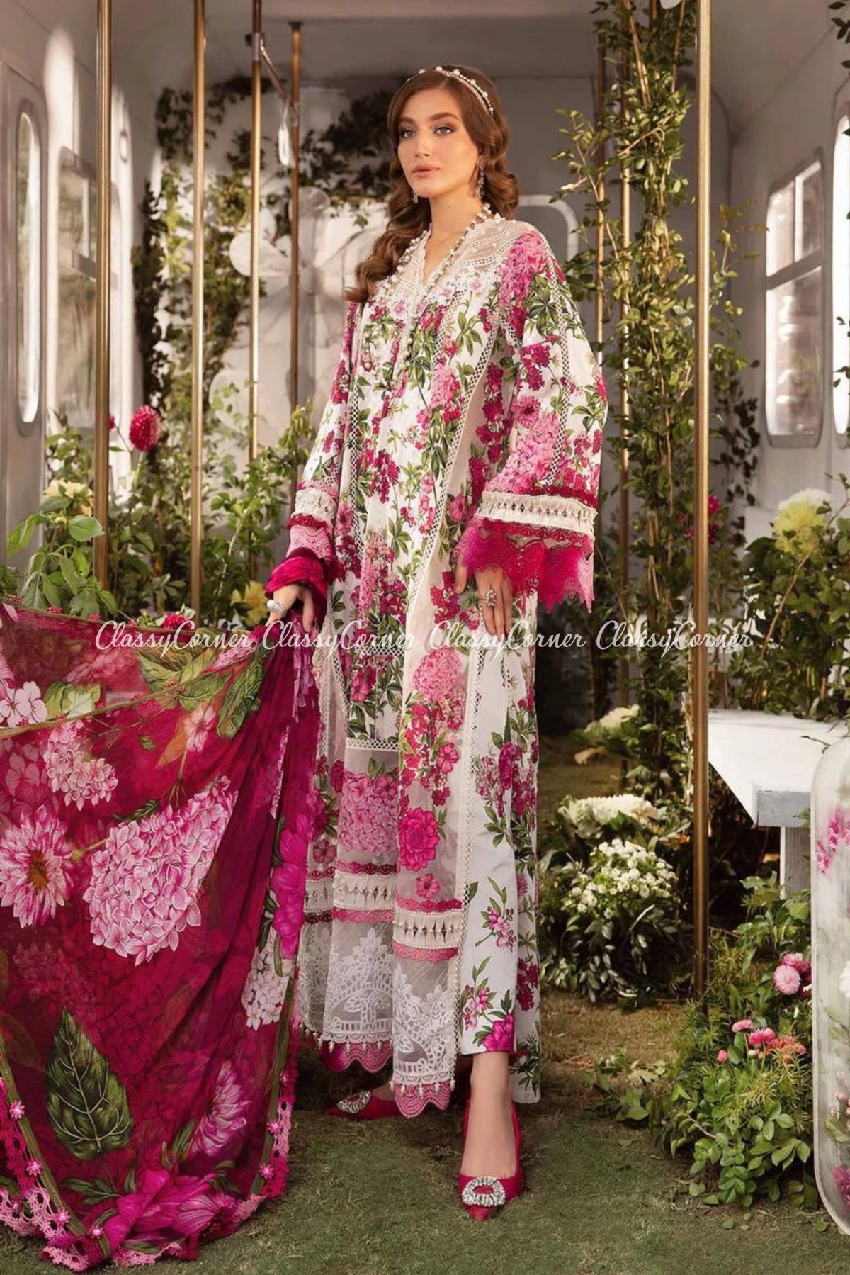 Pakistani Formal Suits For Ladies