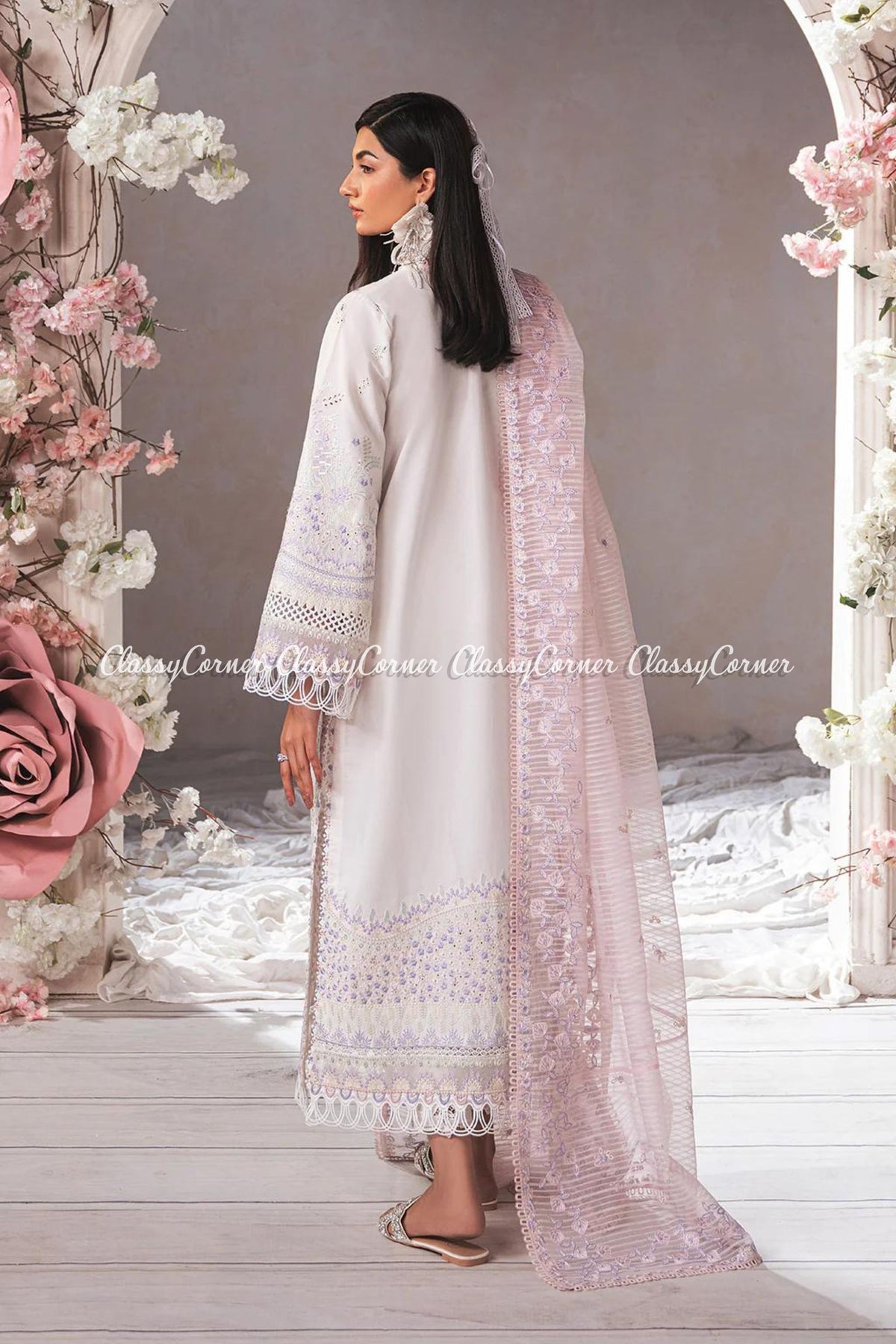 Pakistani wedding clothes for females