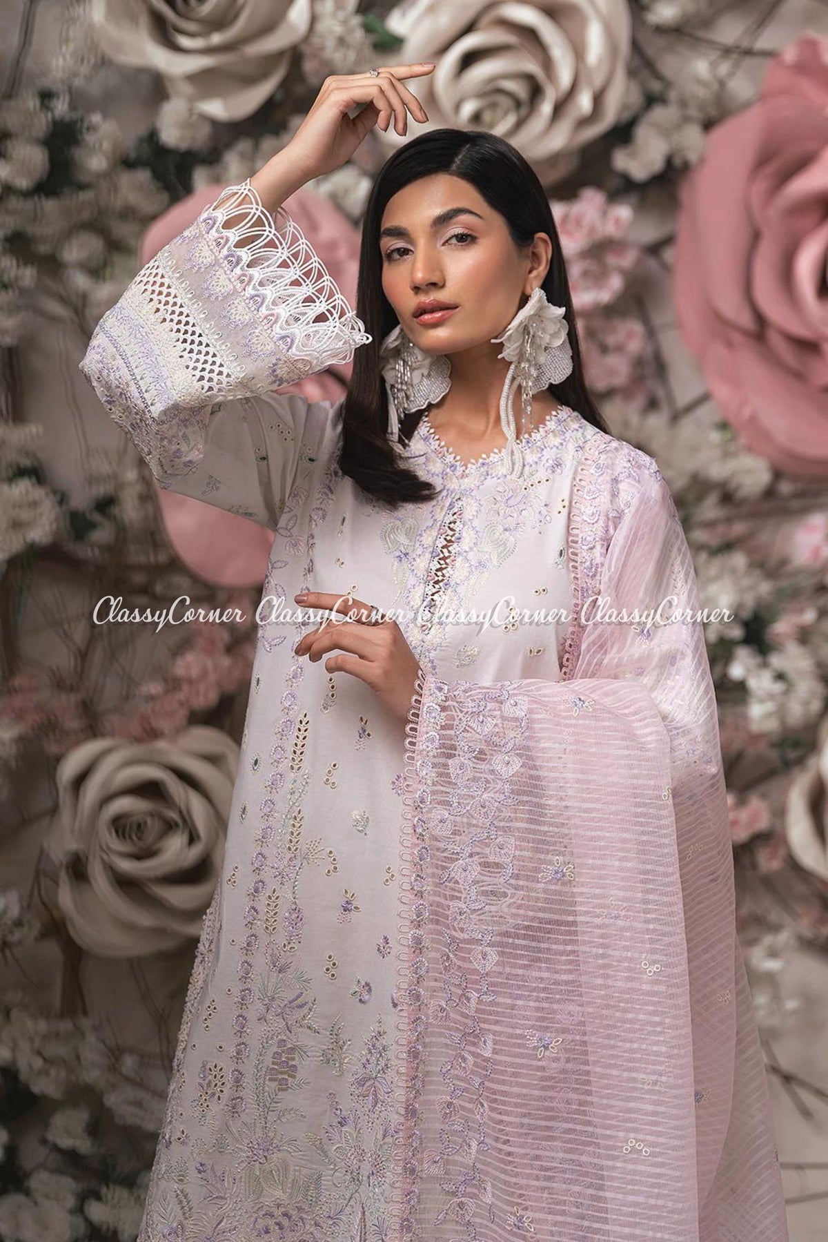 Pakistani wedding clothes for females