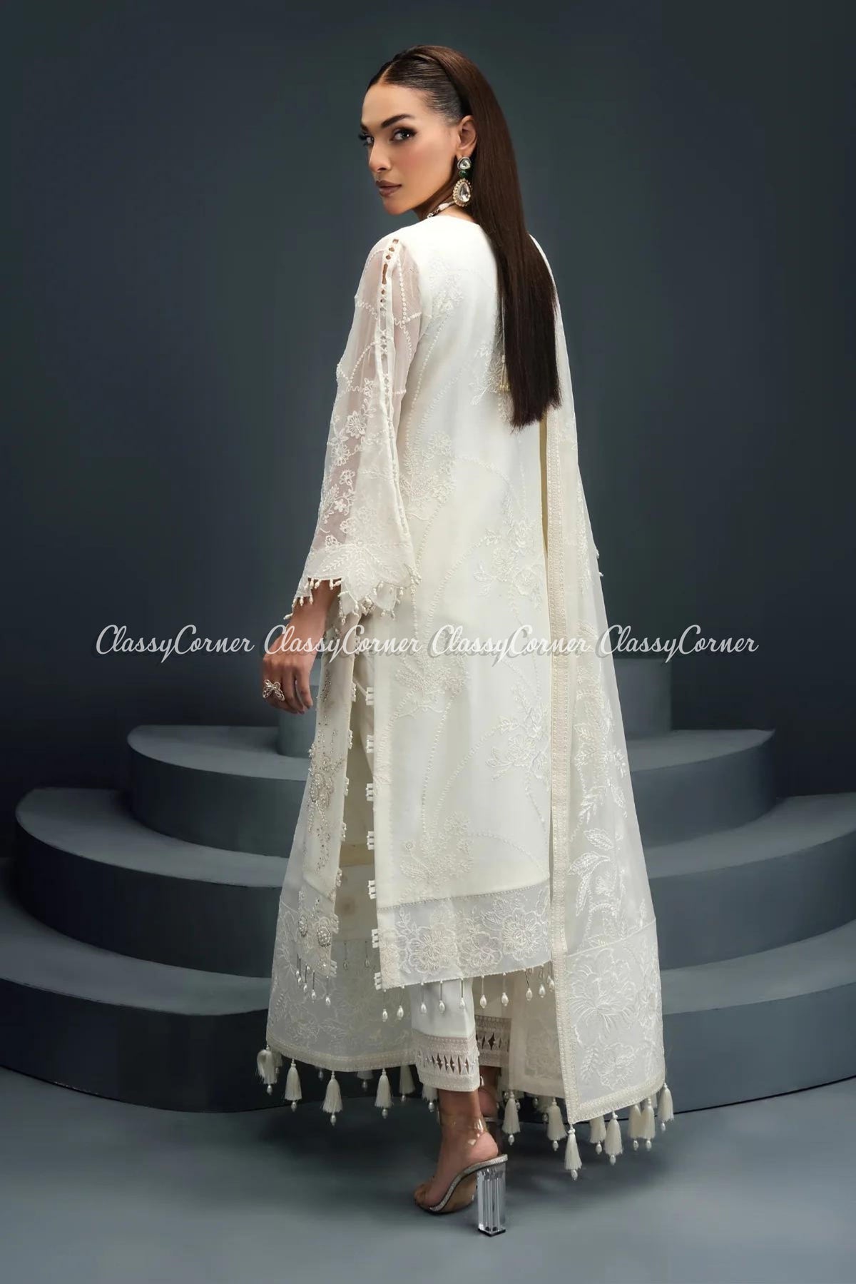 Pakistani wedding suits for women in Sydney