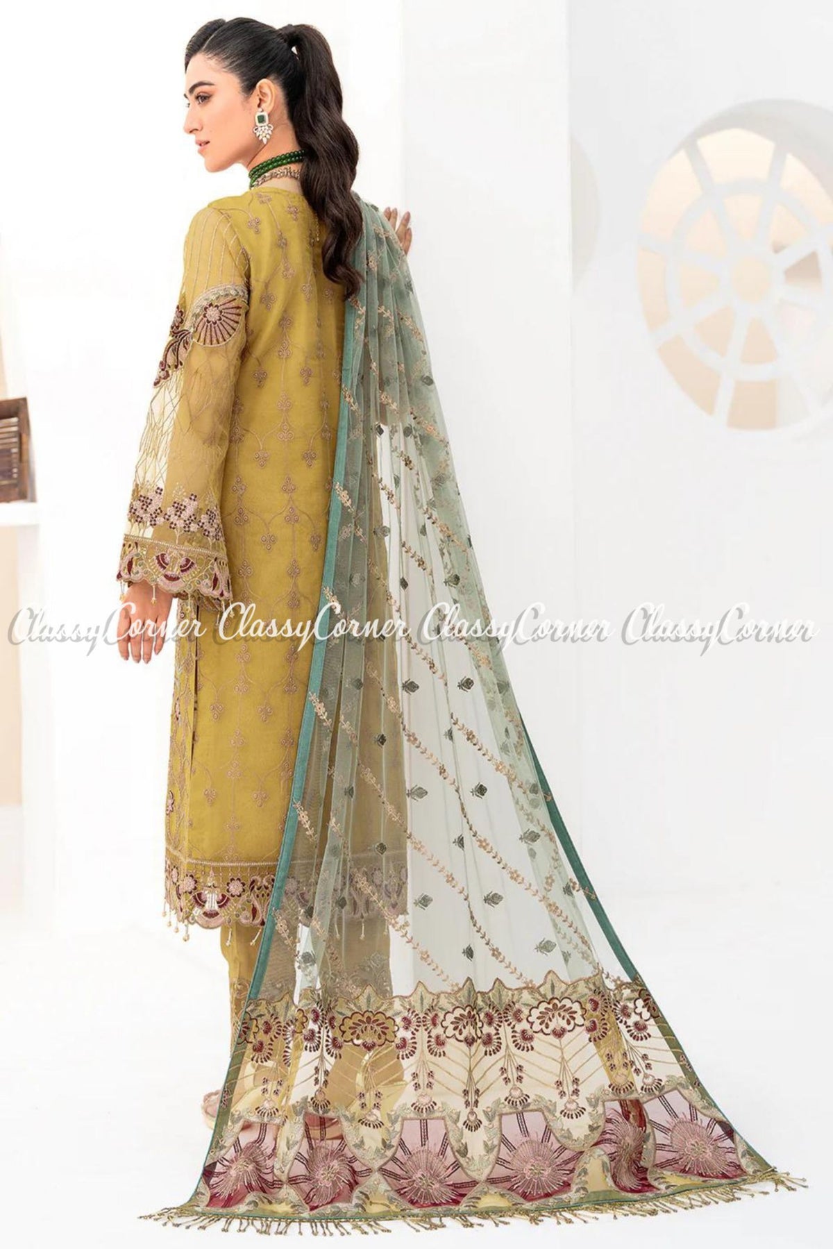 pakistani wedding outfits online