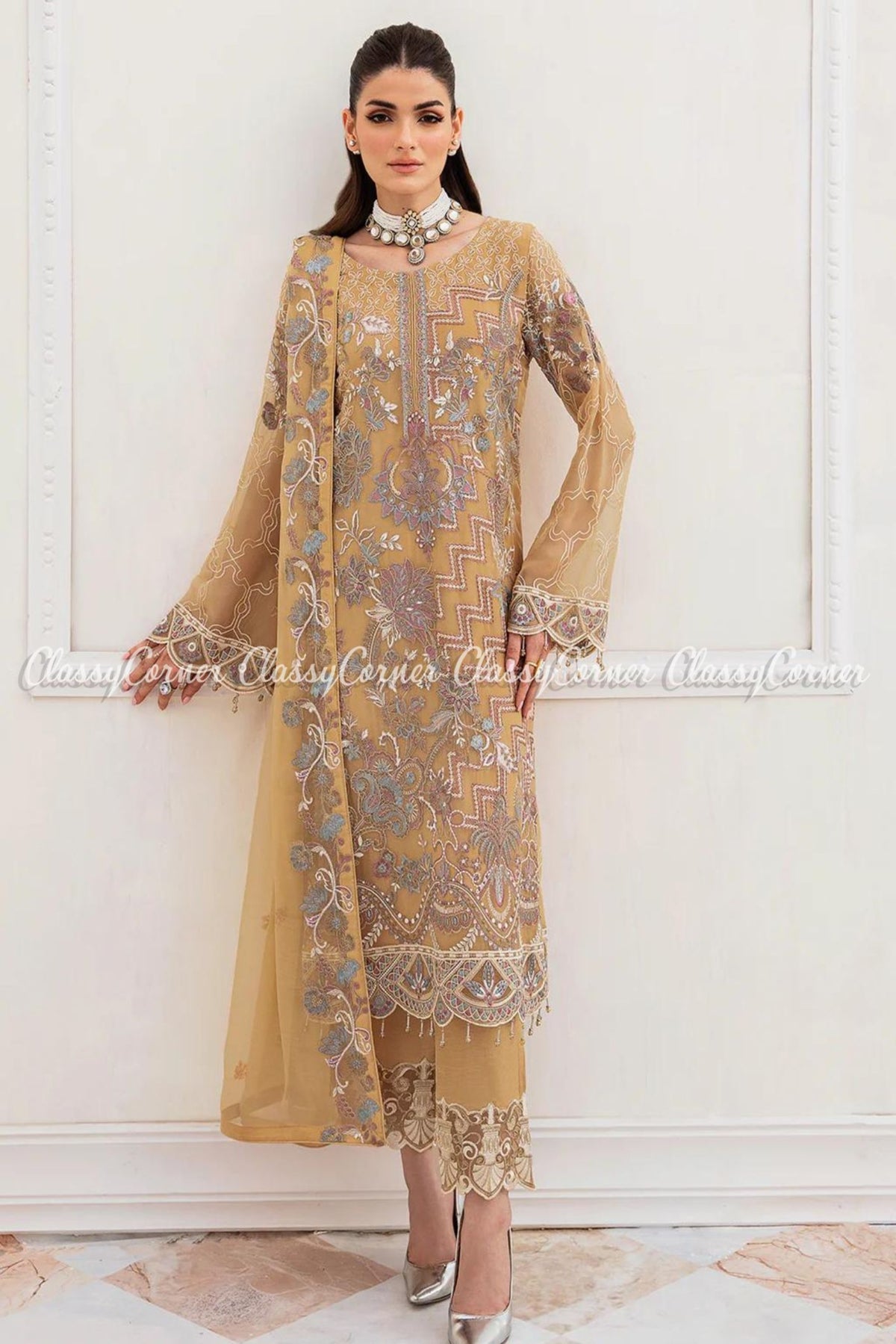 pakistani wedding party outfits