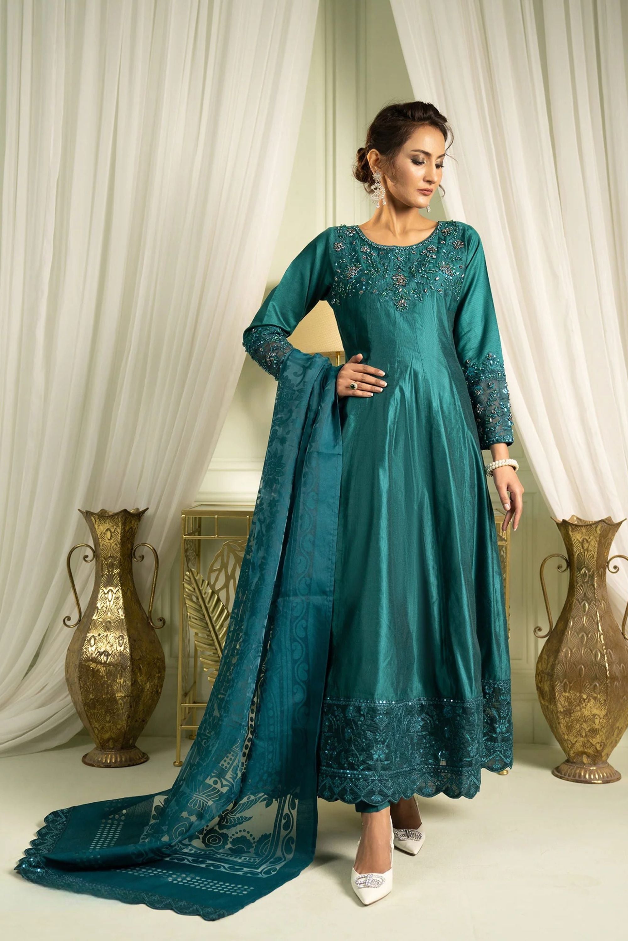 pakistani wedding suits for women