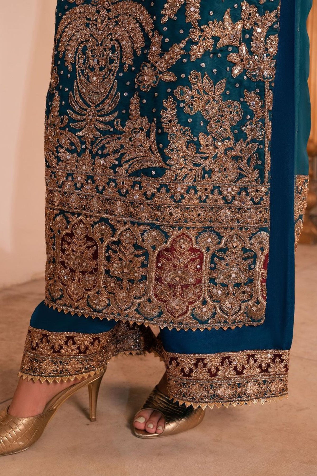 Traditional Pakistani wedding dresses