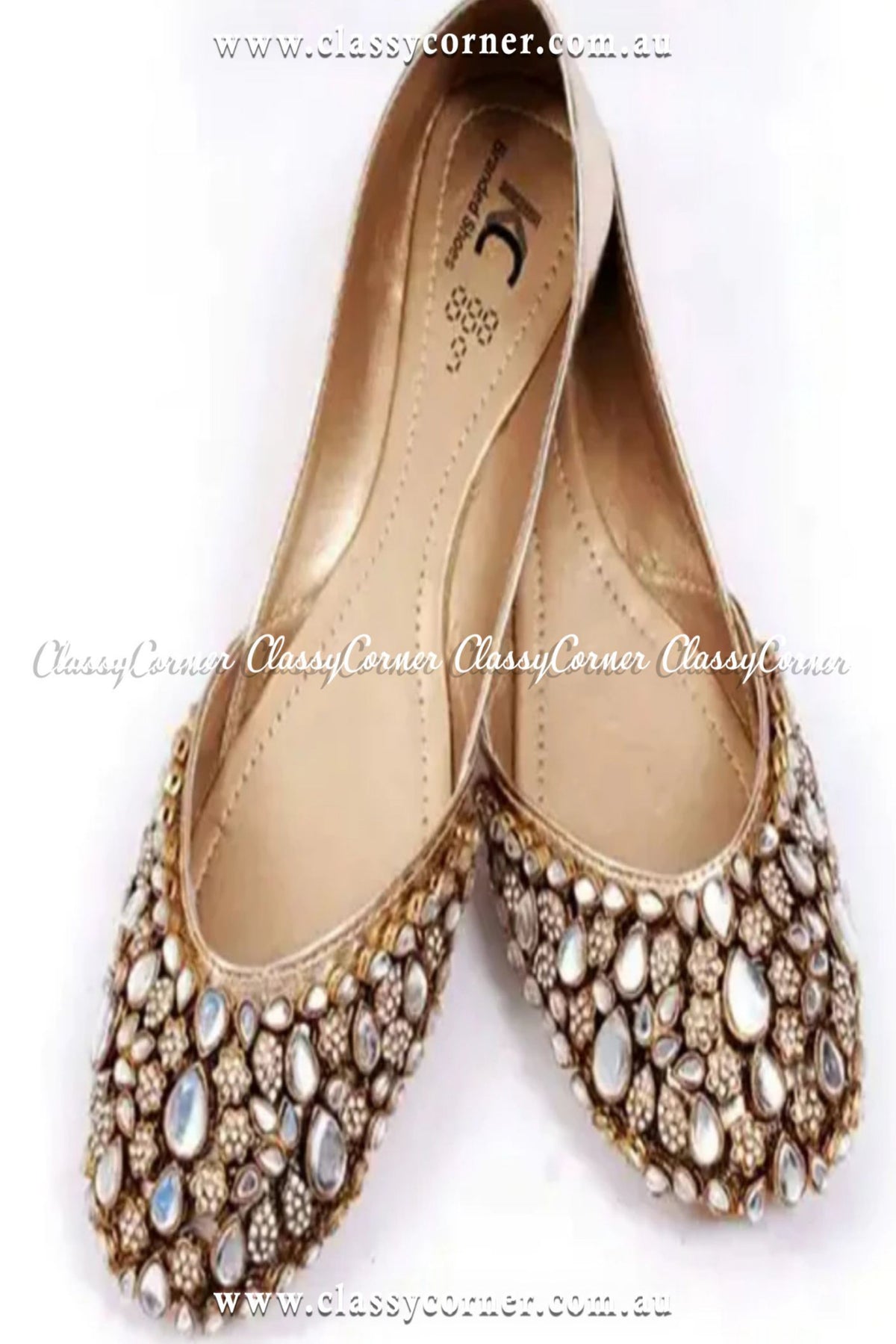 Luxurious kundan khussa - Classy Corner