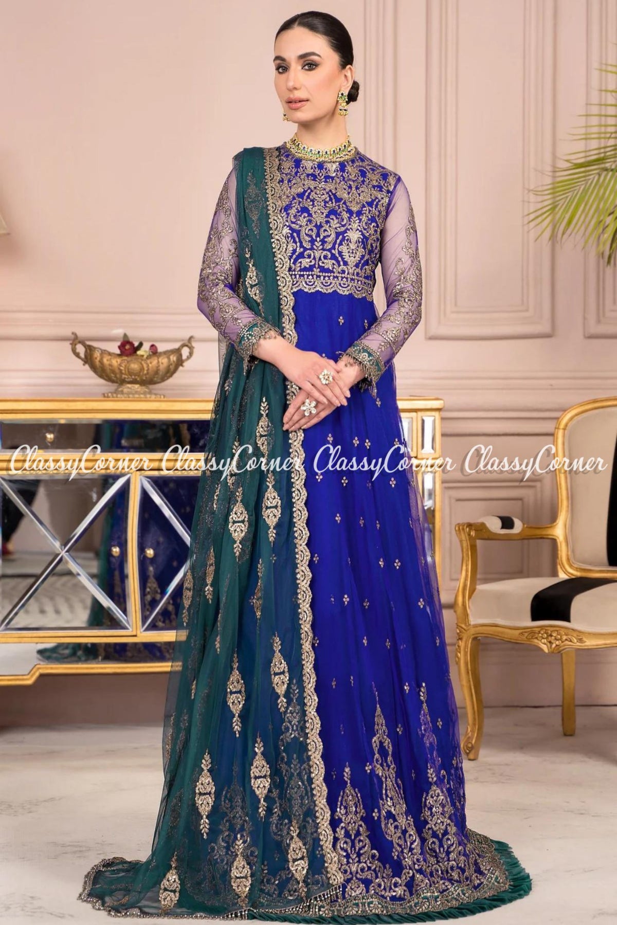 Latest Pakistani Wedding Outfits 