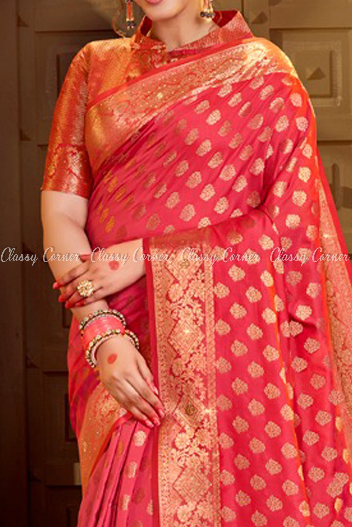 Fuchsia Red Silk Banarasi Saree with Golden Zari Work - Classy Corner